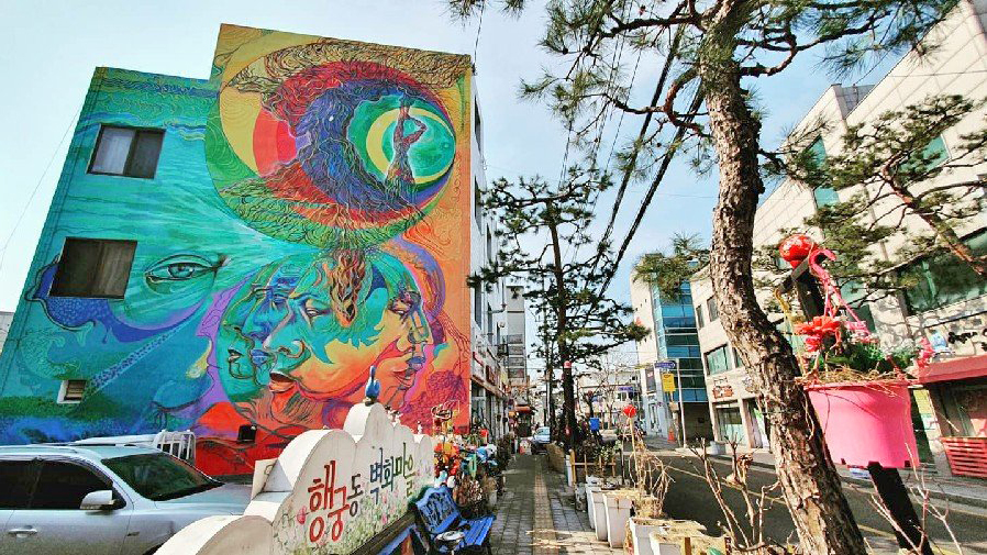 行宫洞壁画村