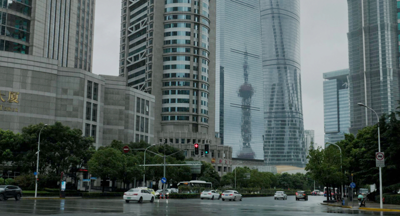 下雨的上海