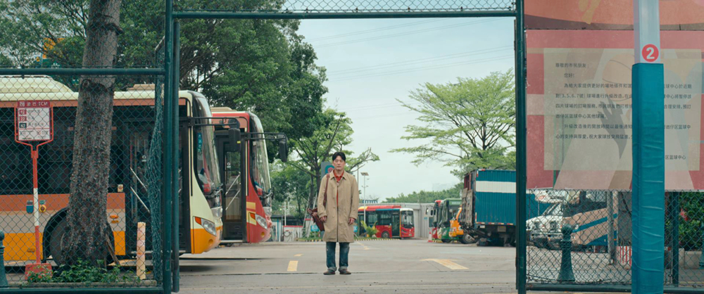 柏仕通登场