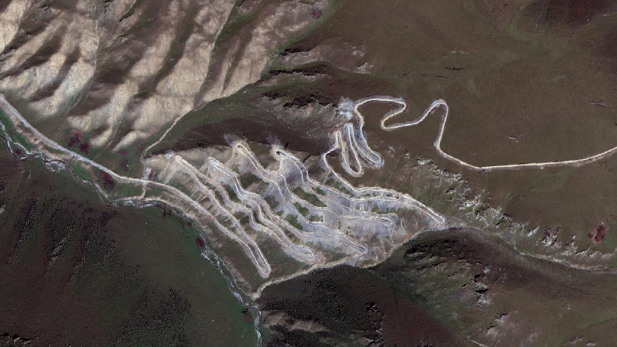 哈尔开斯郭勒盘山公路