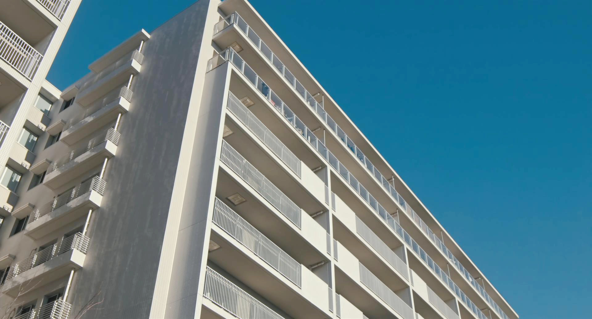 松本母女家外景