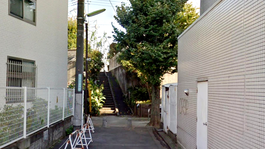 代泽2丁目29楼梯